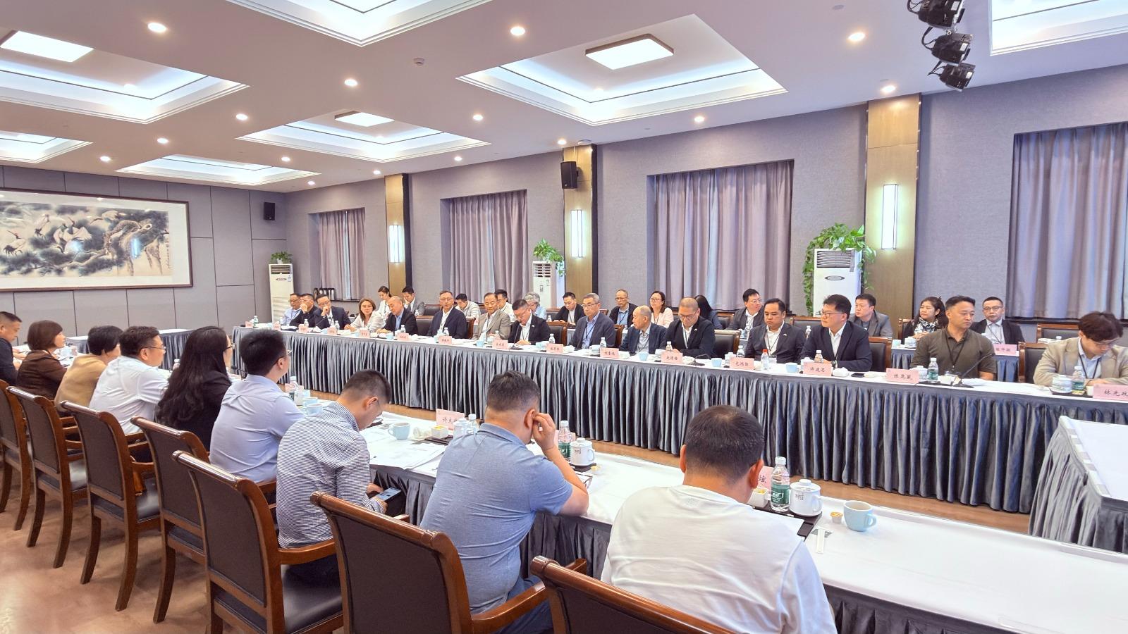【區區對接：香港松江聯誼會舉辦社區流感疫苗接種活動】