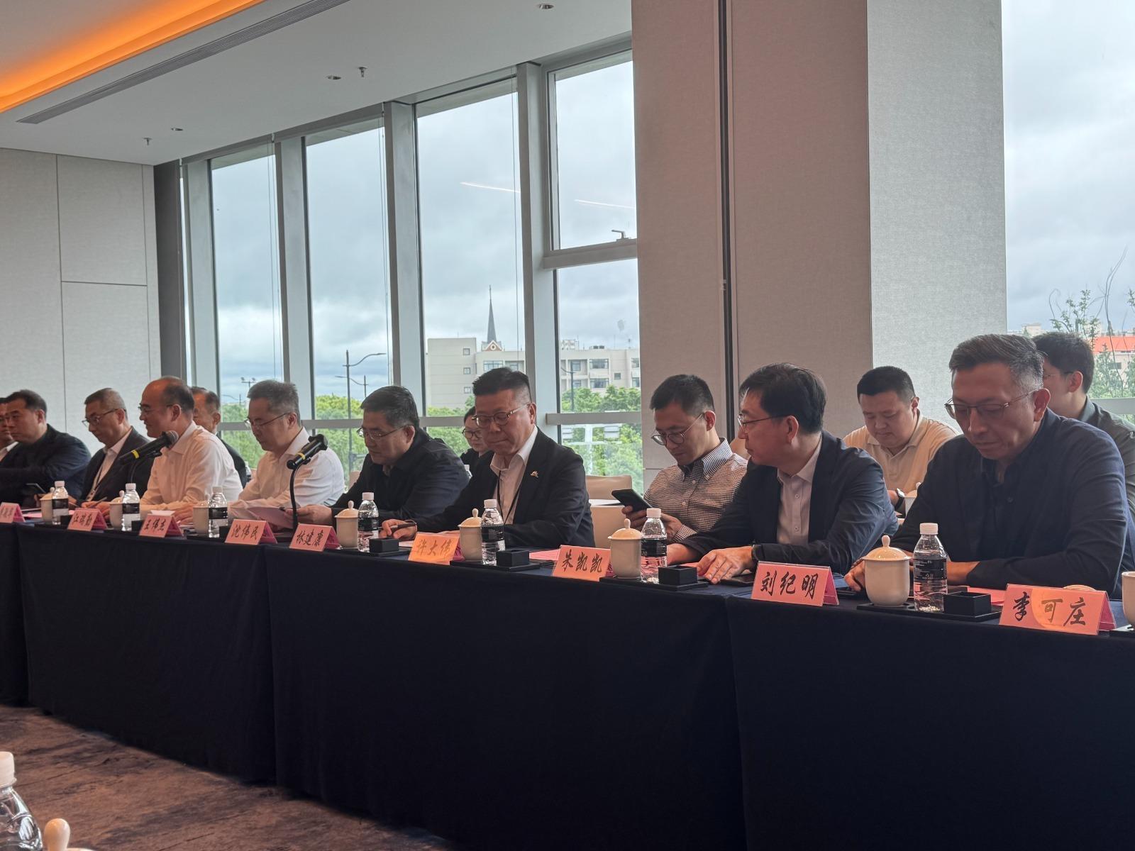 【樊敏華：選賢與能強合力 災後重建與良政善治並行不悖——評香港第八屆立法會選舉如期舉行】